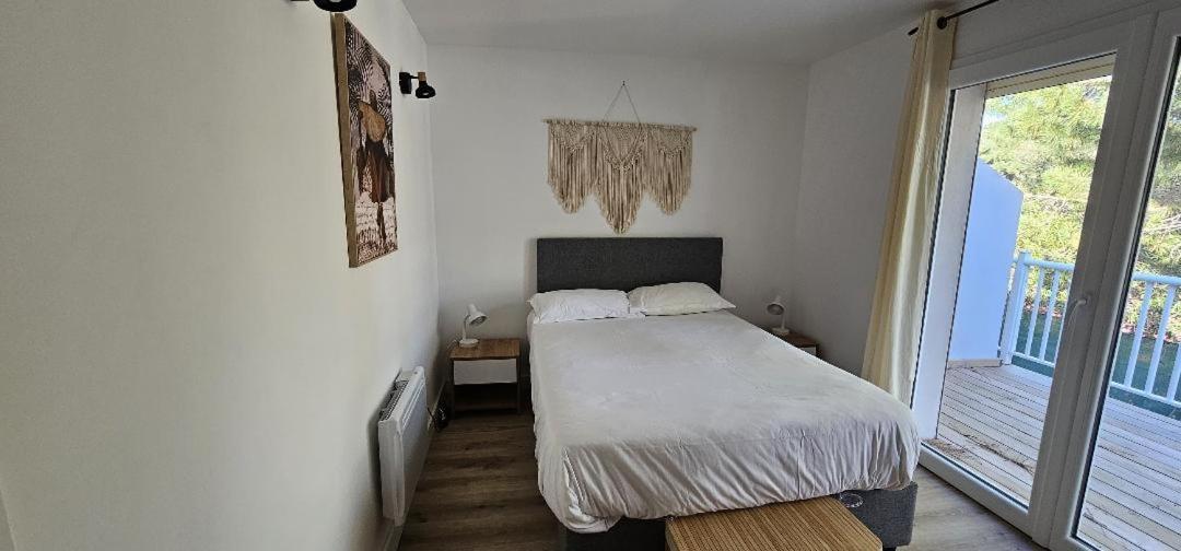 Fiori Di Cala Rossa Appartement T3 Dans Residence Hotelliere Chez Virginie Lecci Esterno foto